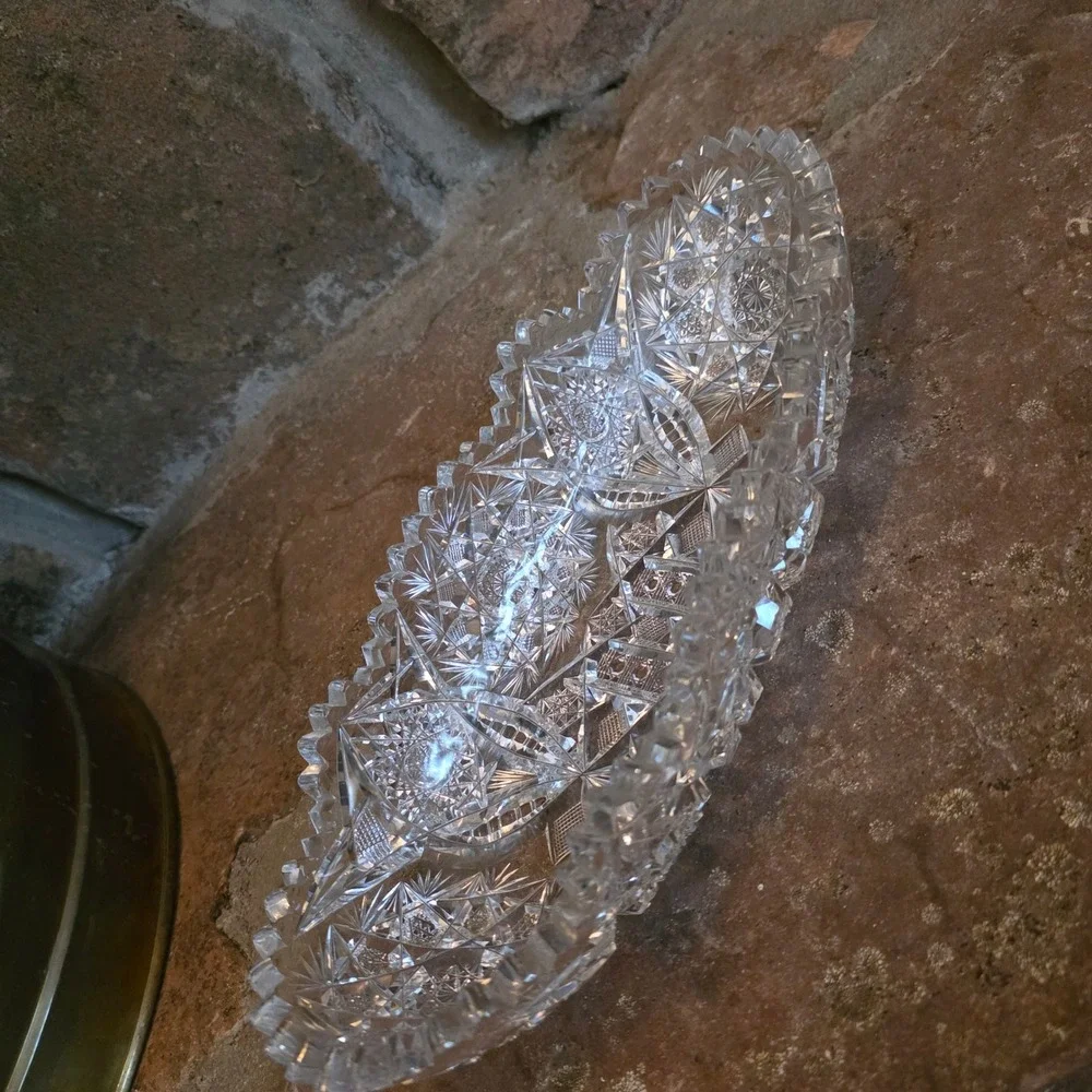 Vintage American Brilliant Style Cut Glass Oval Bowl Starburst Sawtooth Rim 9.5